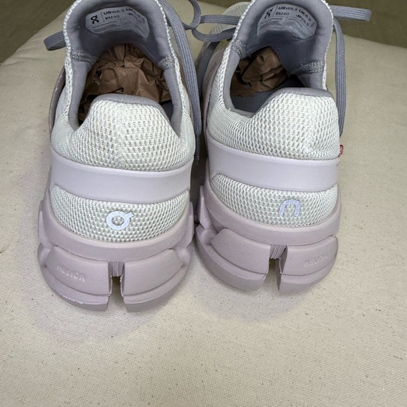 On Running Women's Sneakers - White and Light Pink - Picture 5 of 10